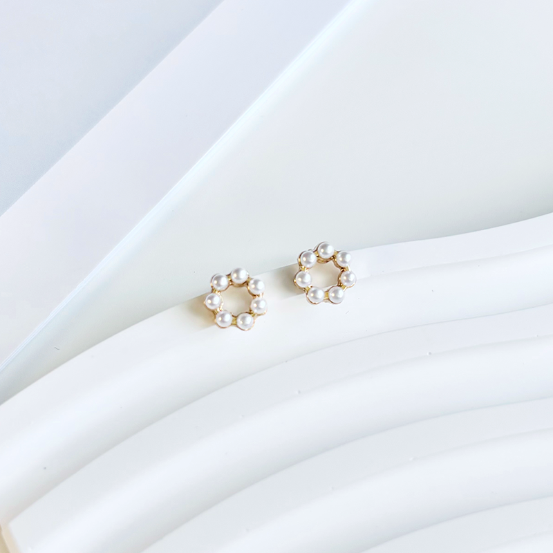 Pearl Ring Stud Earrings