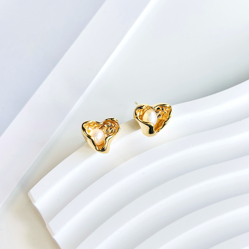 Gold Heart Pearl Stud Earrings