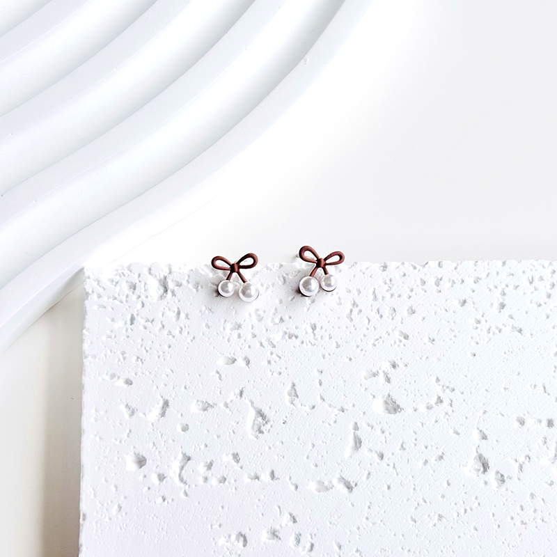 Cherry Pearl Stud Earrings