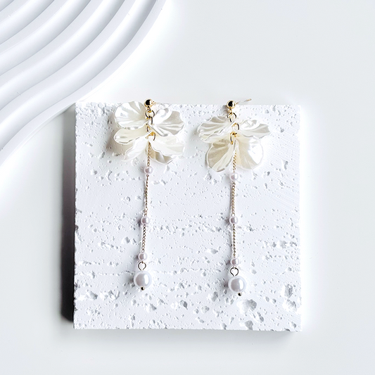 Mermaid Shell Dangly Pearl Earrings