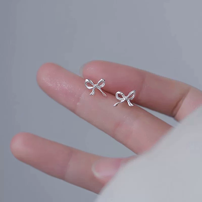 Silver Ribbon Stud Earrings
