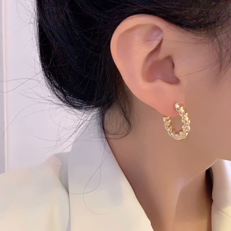 Twisted Gold Hoop Earrings